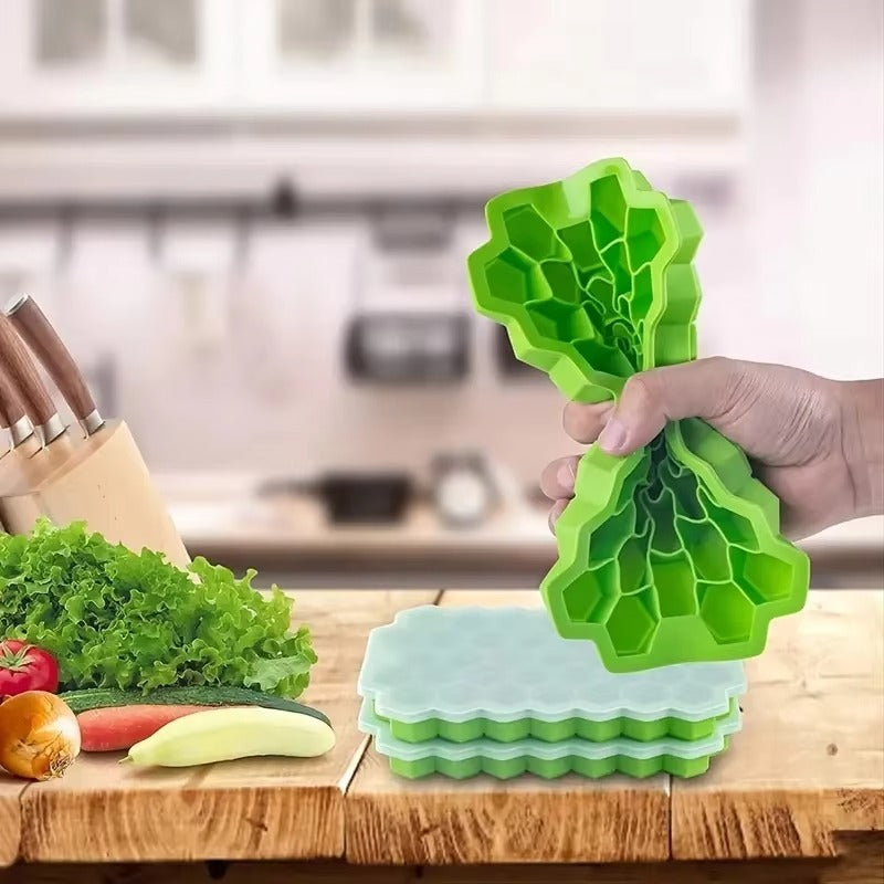 Large Capacity Silicone Ice Cube Tray with Lid – Reusable Honeycomb Ice Cube Maker